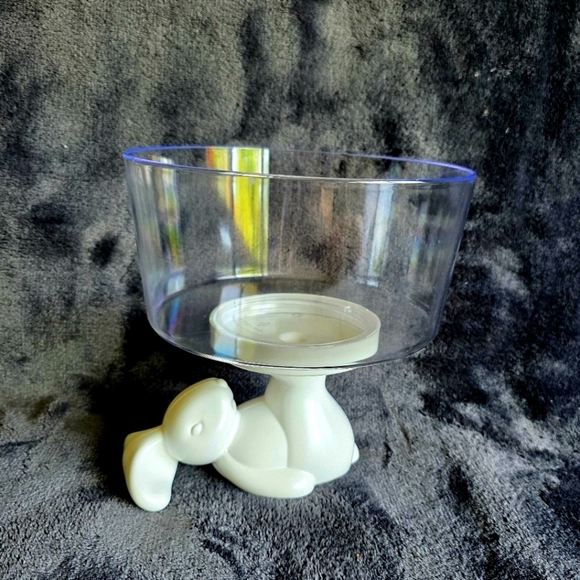 Other - New Easter plastic White Bunny Truffle Bowl / vase for flower/ egg filling